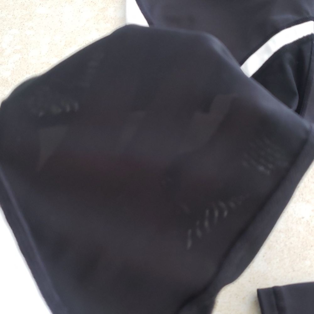 High rise mesh leggings- much Like the popular brand. small - Picture 3 of 10